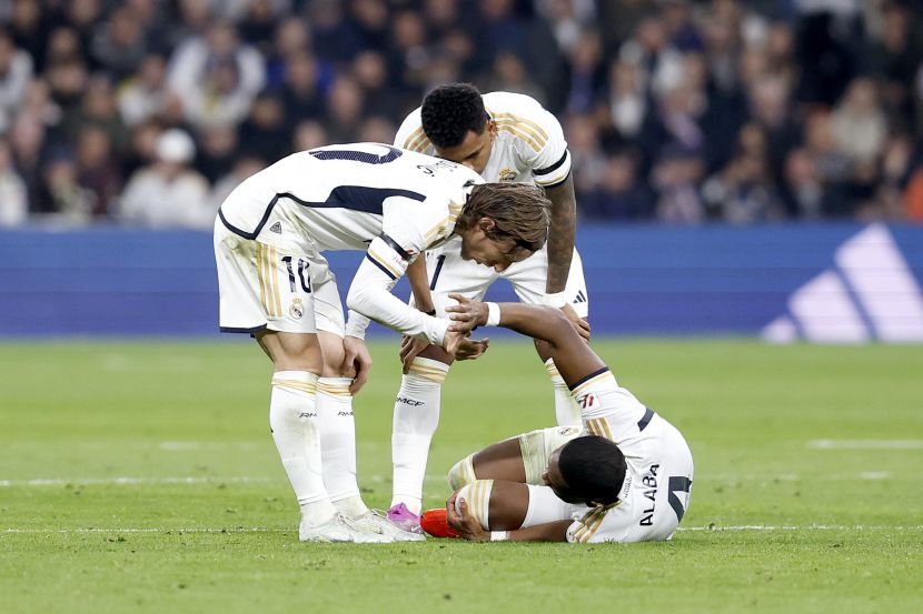 Защитник «Реала» Давид Алаба порвал крестообразную связку колена