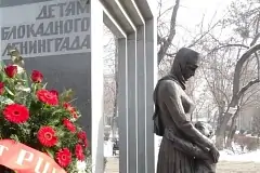В Армении задержали осквернившего памятник детям блокадного Ленинграда мужчину